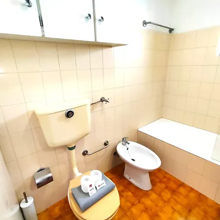 Hight Point Nature 1 By Homing Λάγος